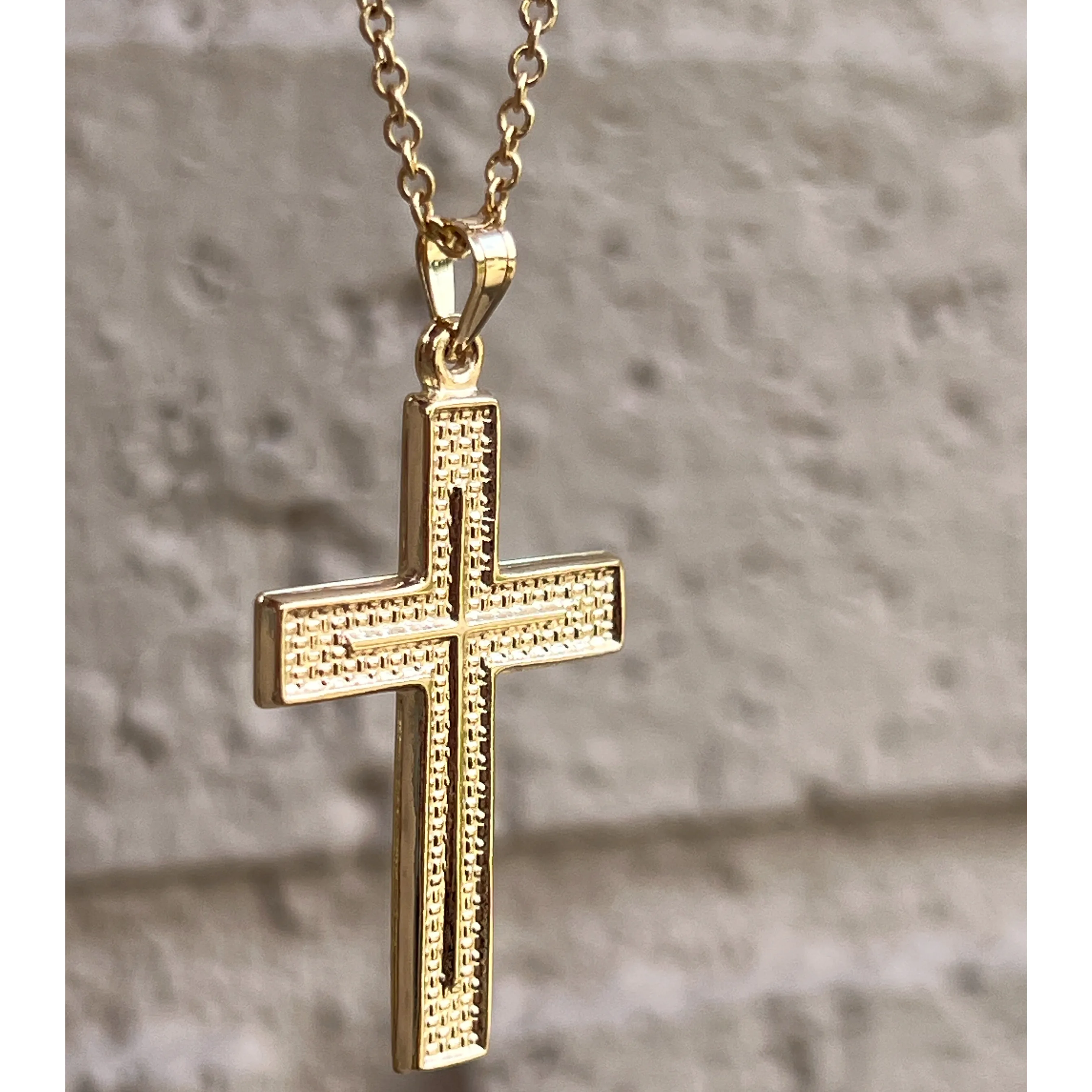 14K YELLOW GOLD WEAVE TEXTURED CROSS