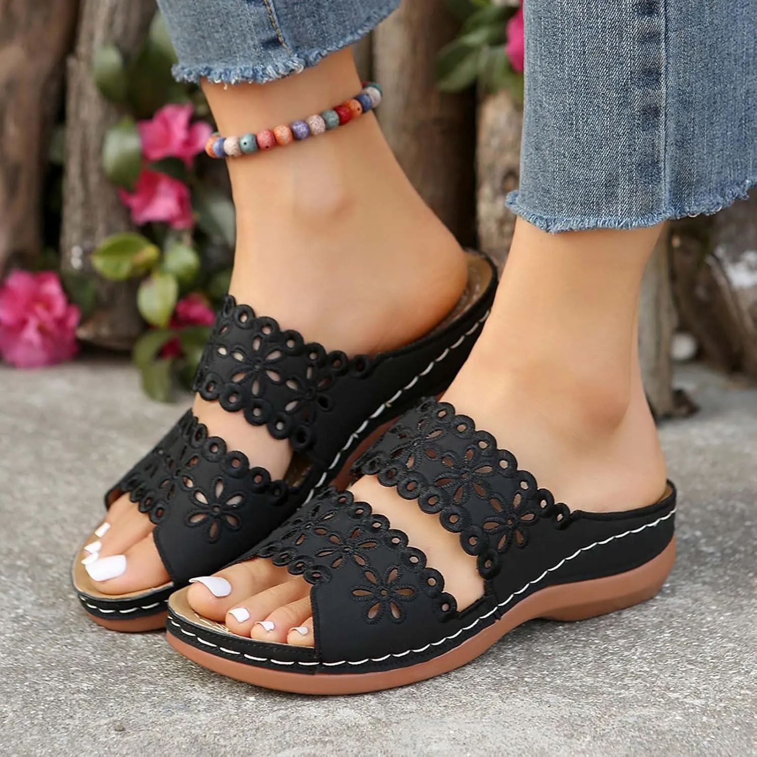 Women's Soft Sole Flat Shoes Casual Large Size Solid Hollow Sandals Drag Beach Slope Sandals with Arch Support